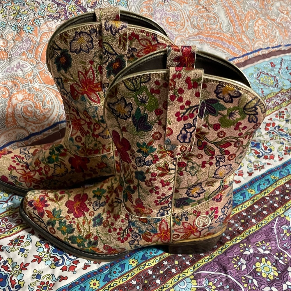 Roper Women’s Boots size 9.5 Metallic Multi